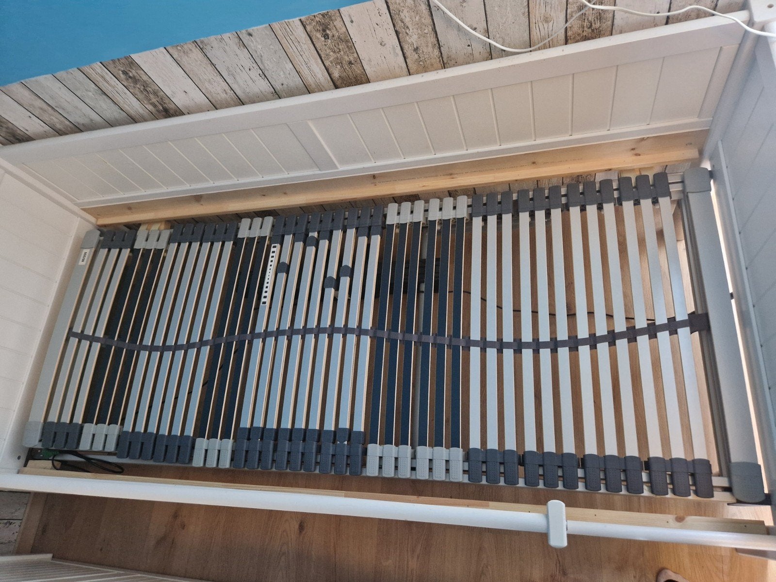 1 persoonsbed met electrische bodem, Huis en Inrichting, Slaapkamer | Matrassen en Bedbodems, Ophalen, Gebruikt, 90 cm, Eenpersoons