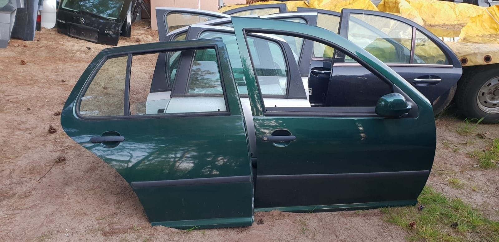VW GOLF 4 PORTIEREN RV+RA BJ 98 TOT 2004, Auto-onderdelen, Carrosserie en Plaatwerk, Gebruikt, -, Deur, -