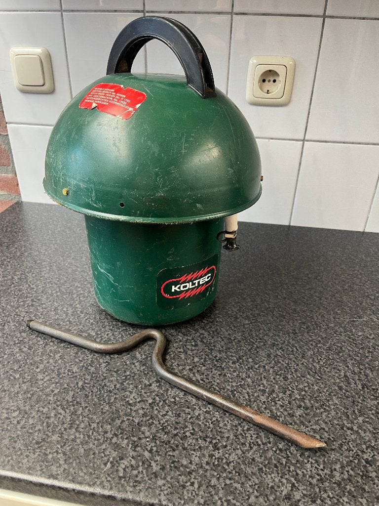 Koltec Depose schrikdraad apparaat / paddestoel + grondpen ., Dieren en Toebehoren, Weidegang