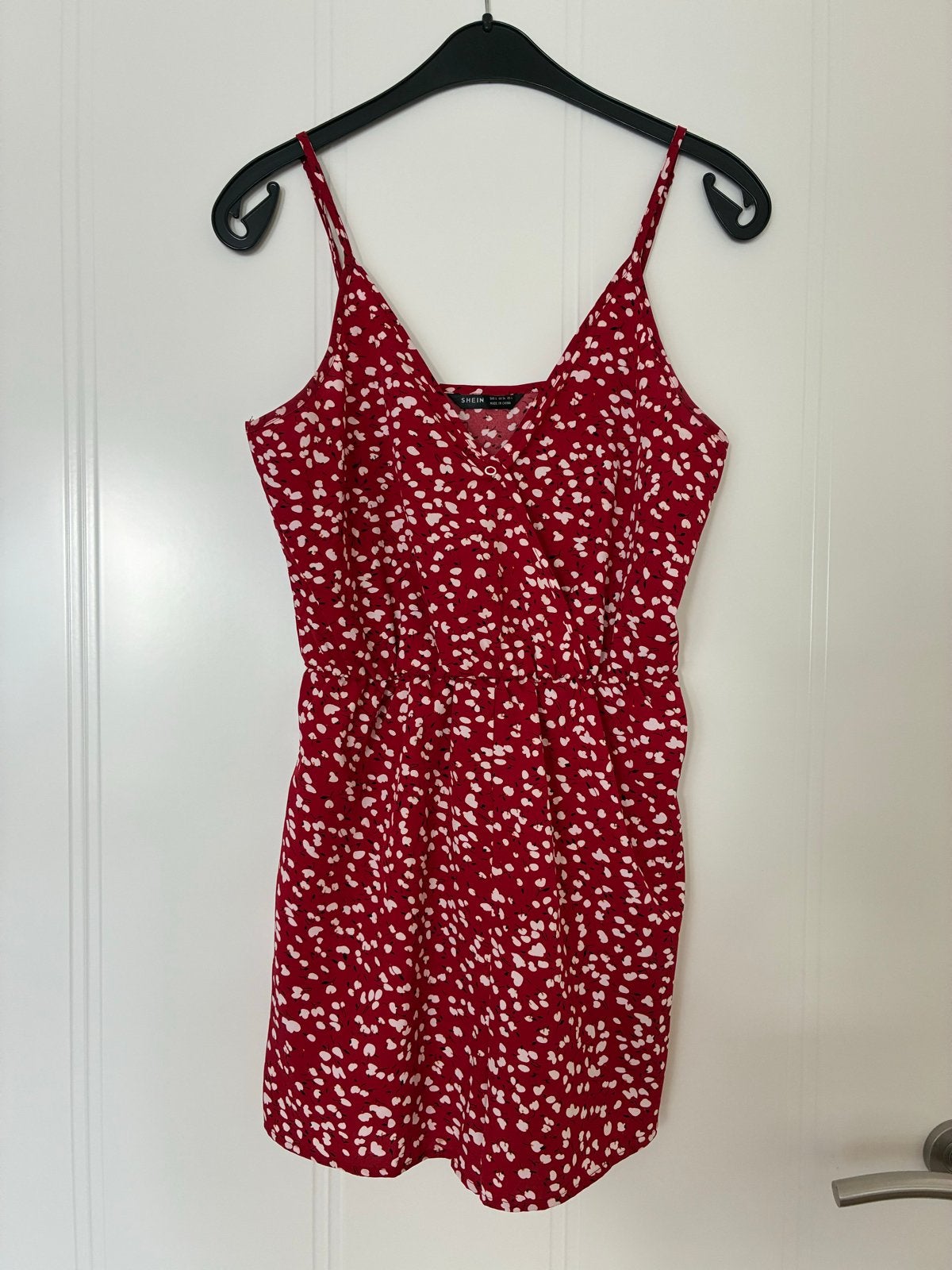 Rode korte playsuit / jumpsuit met witte stippen, maat S, Ophalen of Verzenden, Zo goed als nieuw, Maat 36 (S), Rood