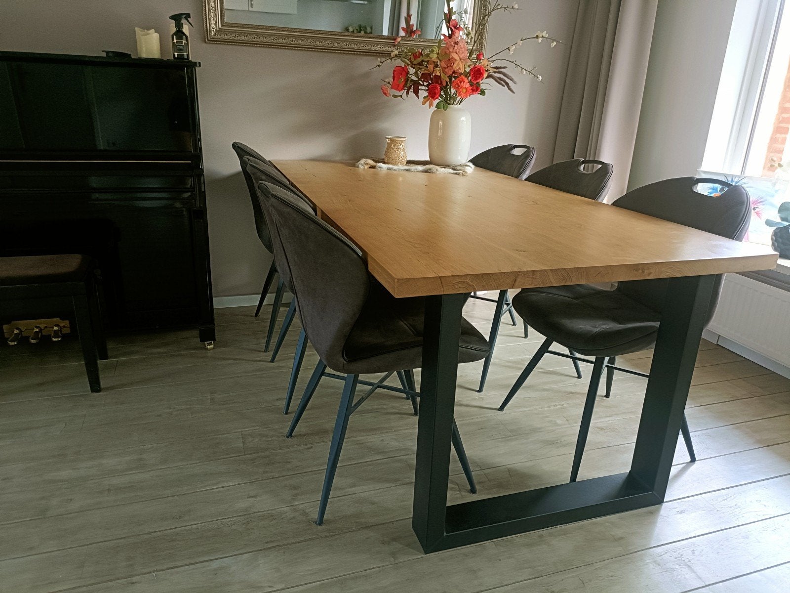 Set Eiken eettafel en salontafel met metalen onderstel, Ophalen, 100 tot 150 cm, Modern, Industrieel, Zo goed als nieuw