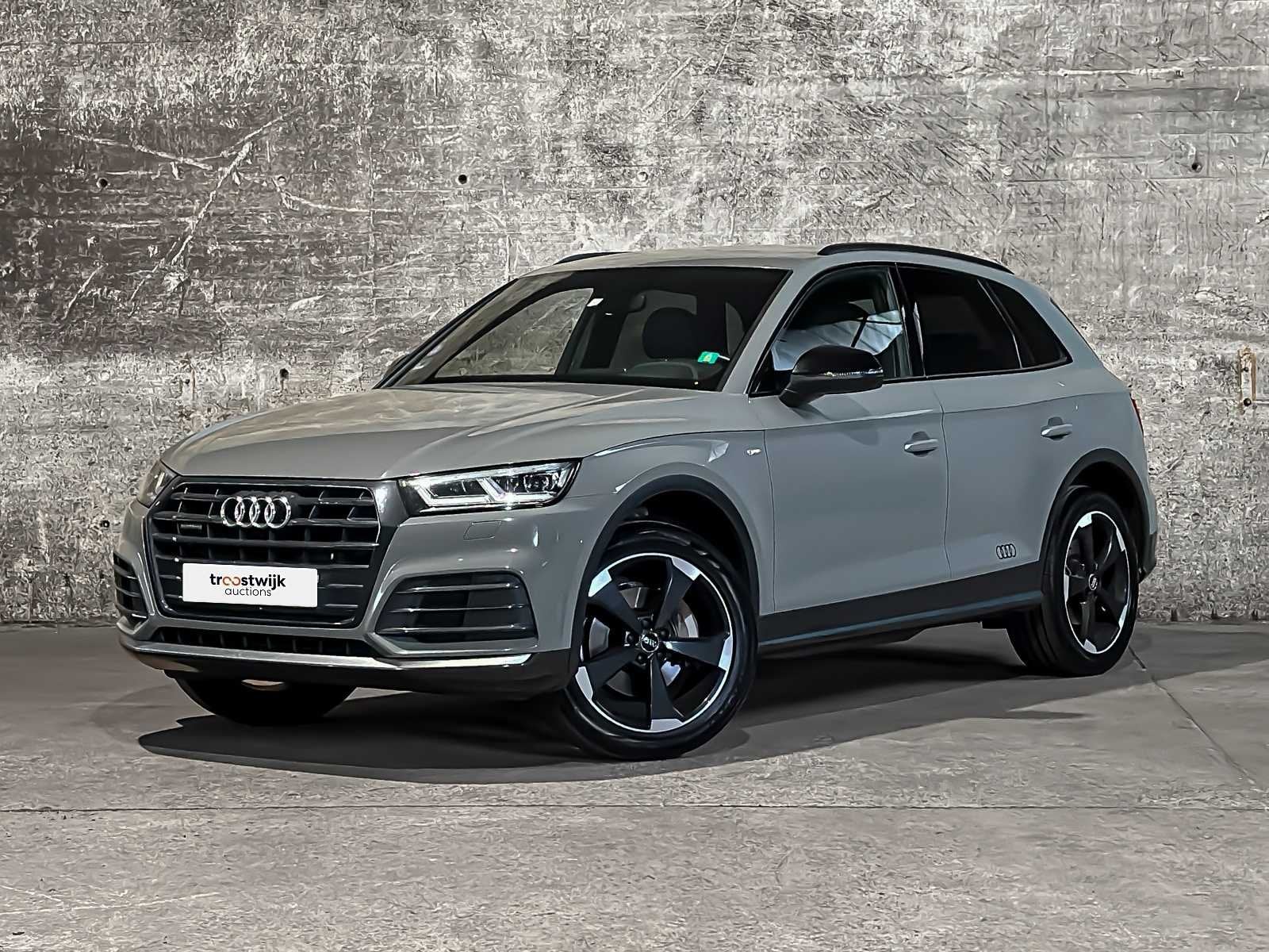 Audi Q5 2.0 TFSI Quattro Sport S Line Black Edition 252pk 20, Auto's, Gebruikt, Euro 6, Q5, Bedrijf