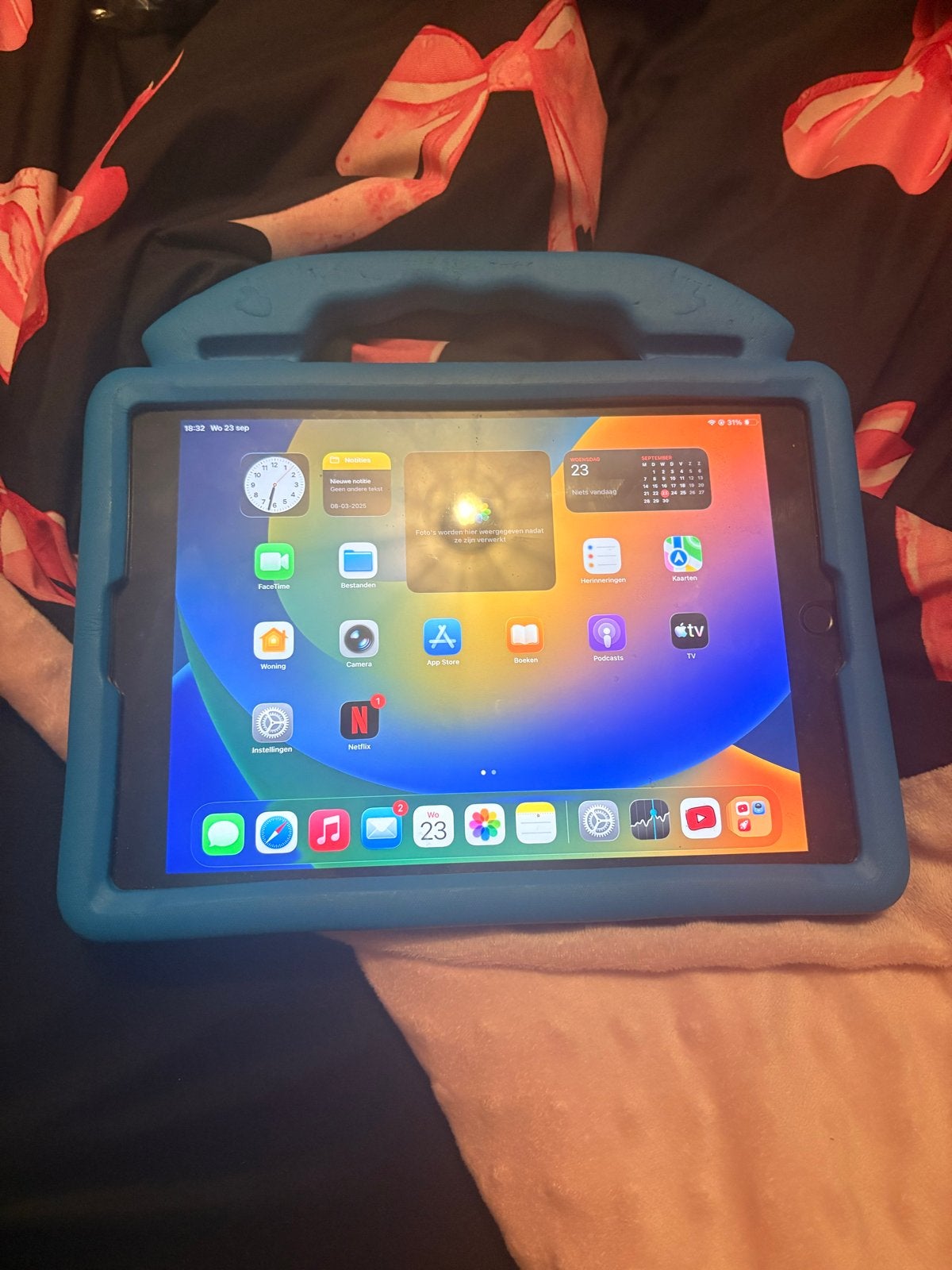 Apple iPad (9e generatie) 64GB uit 2021 met beschermhoes, Computers en Software, Gebruikt, Apple iPad, Wi-Fi, Ophalen