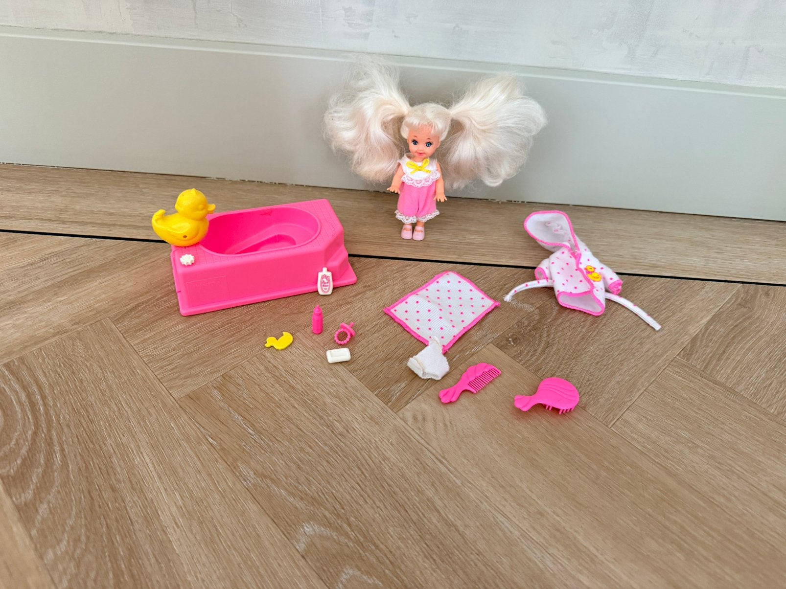 Kelly vintage barbie bathtime 1995 compleet met accessoires, Ophalen of Verzenden, Gebruikt, Barbie