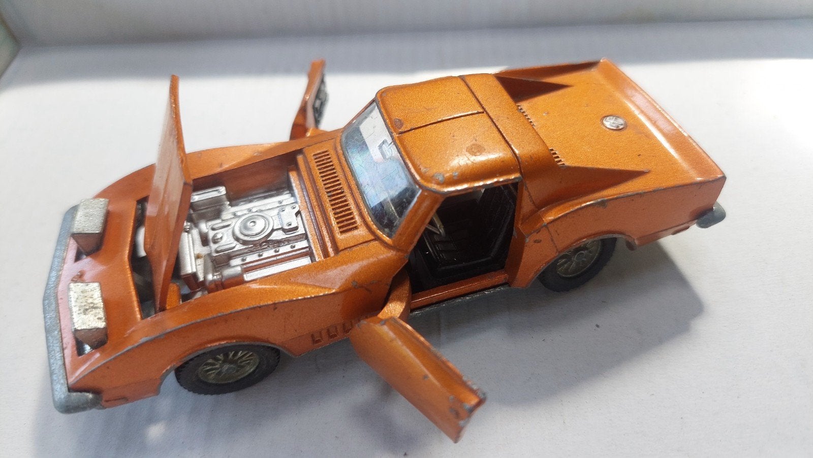 dinky toy chevrolet corvett stingray model 221 jaren 70, Ophalen of Verzenden, Gebruikt