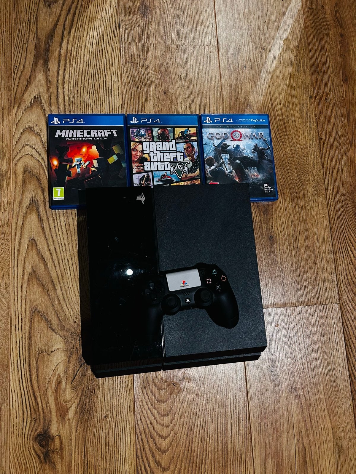 Playstation 4 met 3 spellen en 1 controller, Verzenden, Zo goed als nieuw, Met 1 controller, 500 GB