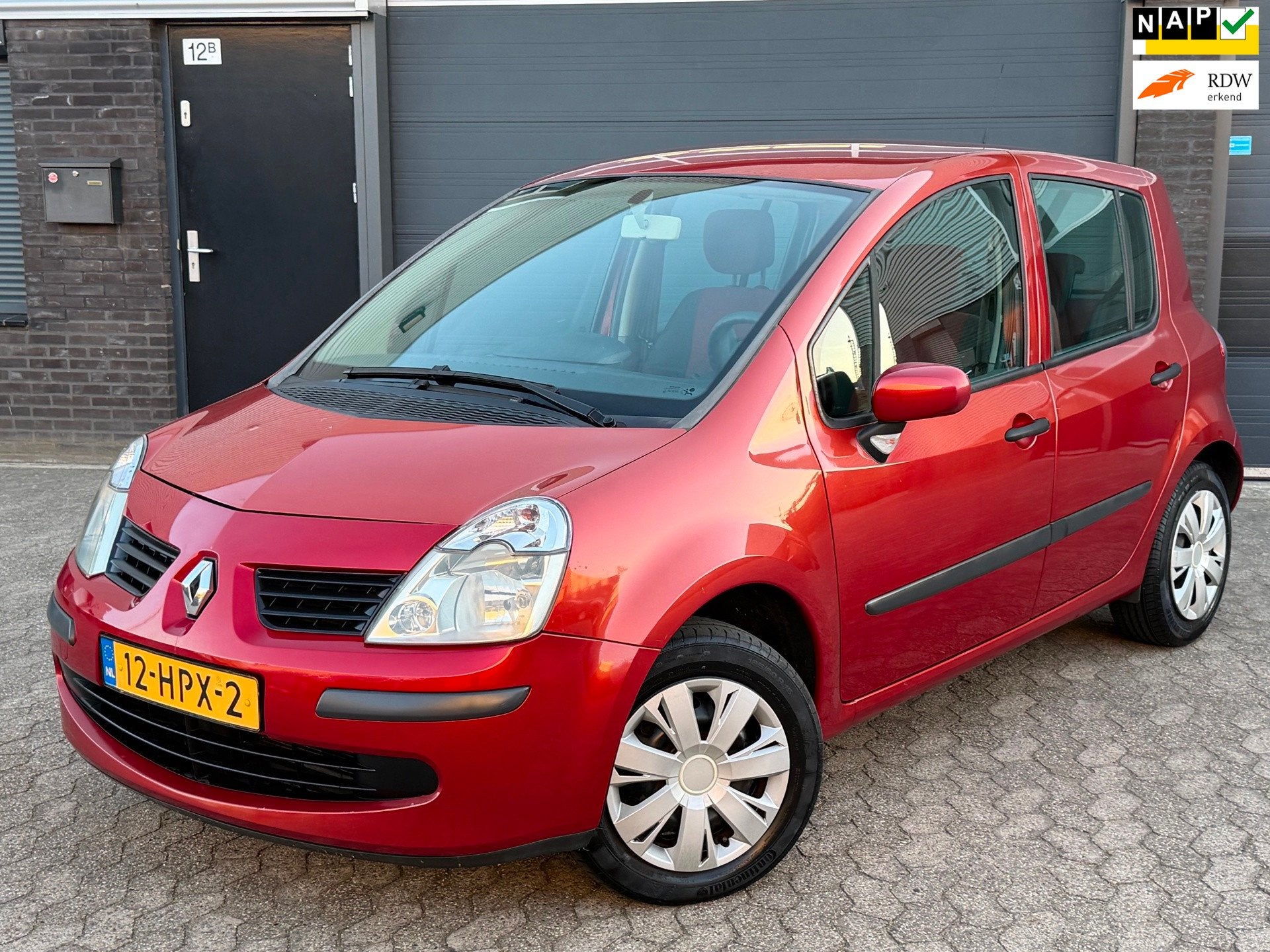Renault Grand Modus 1.6-16V Exception|AIRCO|NAP|NIEUWE APK, Voorwielaandrijving, 15 km/l, 4 cilinders, Leder en Stof