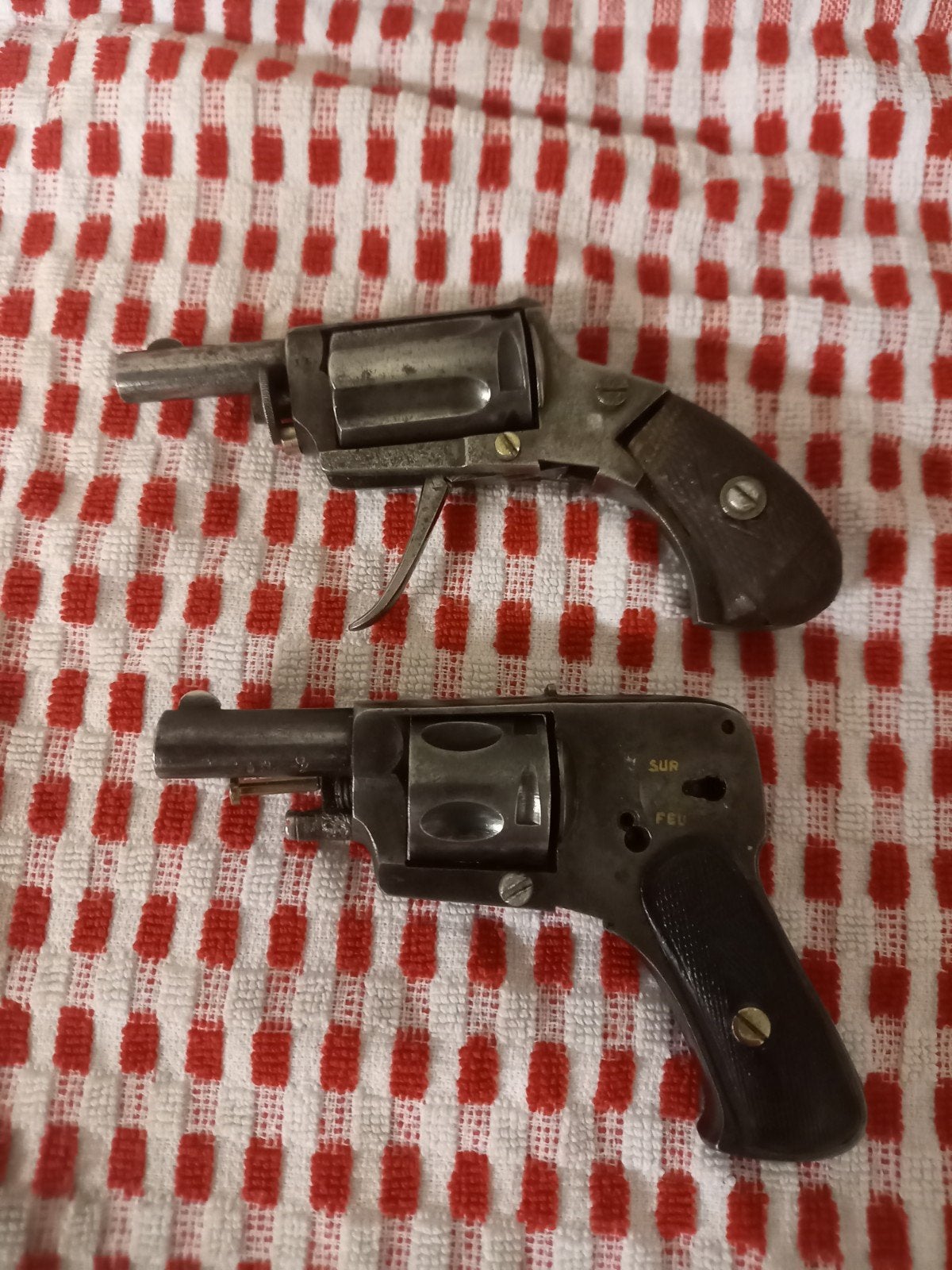 2 kleine pistooltjes, Antiek en Kunst, Ophalen of Verzenden