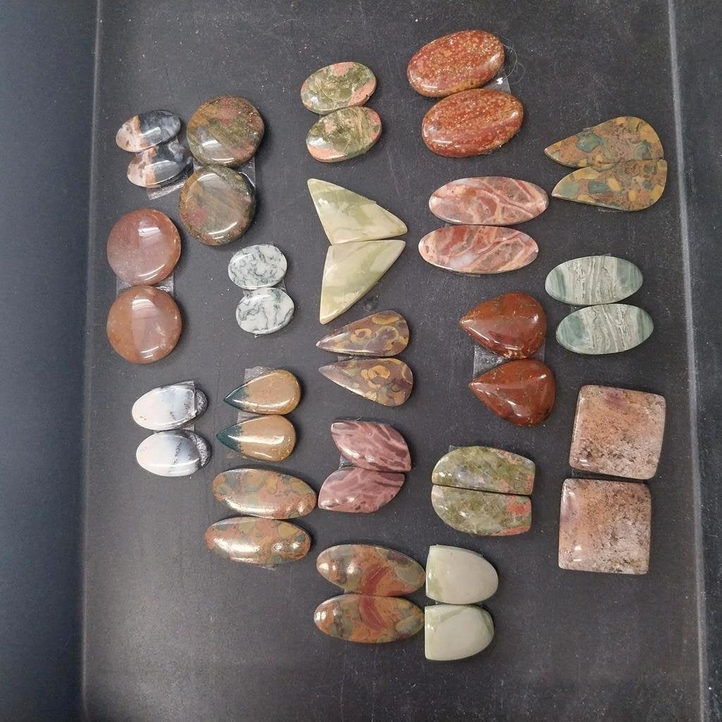 Lot met 20 verschillende paartjes voor oorbellen, -, -, Ophalen of Verzenden, Zo goed als nieuw