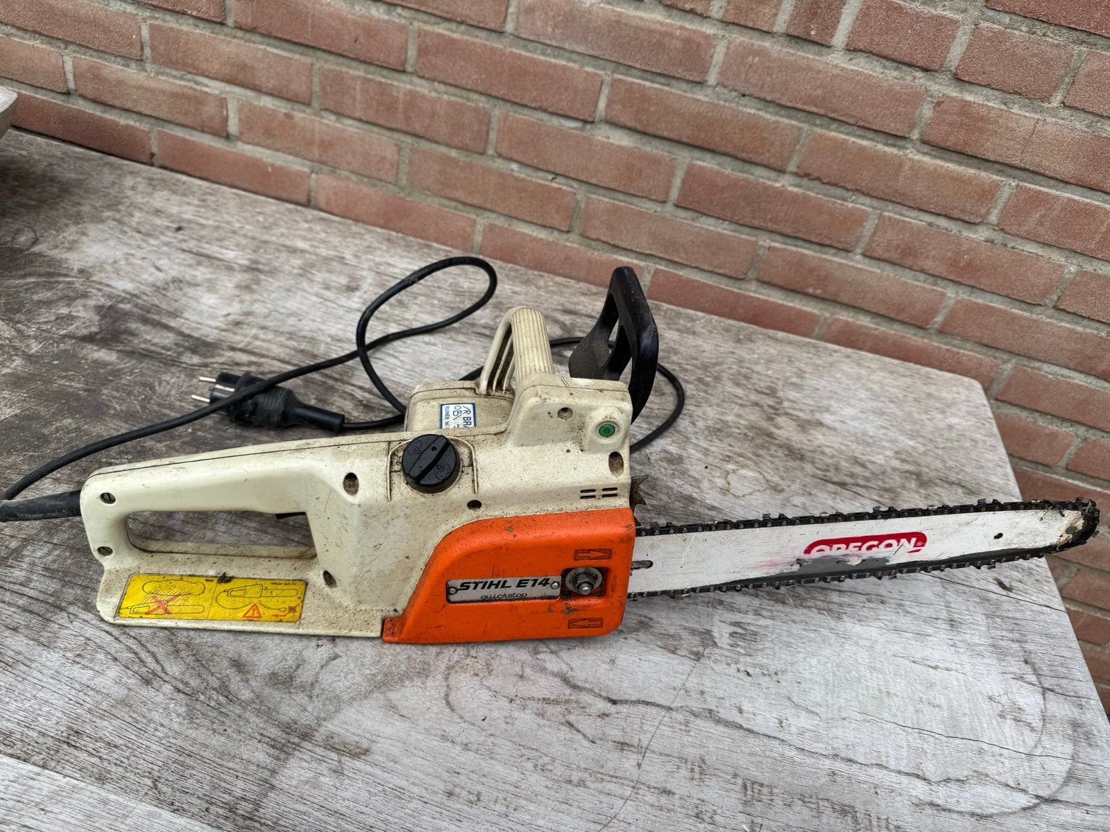 Stihl E14 Quickstop Kettingzaag - Elektrisch, Doe-het-zelf en Verbouw, Gereedschap | Zaagmachines, Ophalen, Gebruikt, 70 mm of meer