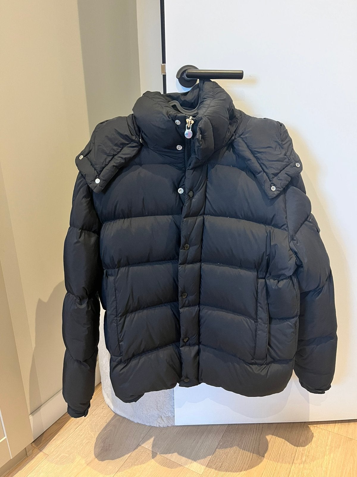 Winterjas moncler maat M, Ophalen of Verzenden, Zo goed als nieuw, Zwart