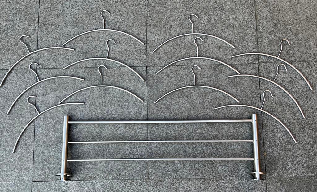 Stalen wandkapstok met kleerhangers, Intersteel, Wandkapstok, Ophalen of Verzenden, Zo goed als nieuw, Minder dan 100 cm