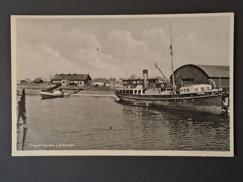 Lemmer Friesland Zicht op de Tramhaven en Station 1934 TOP, Verzamelen, Ansichtkaarten | Nederland, Verzenden, 1920 tot 1940, Gelopen