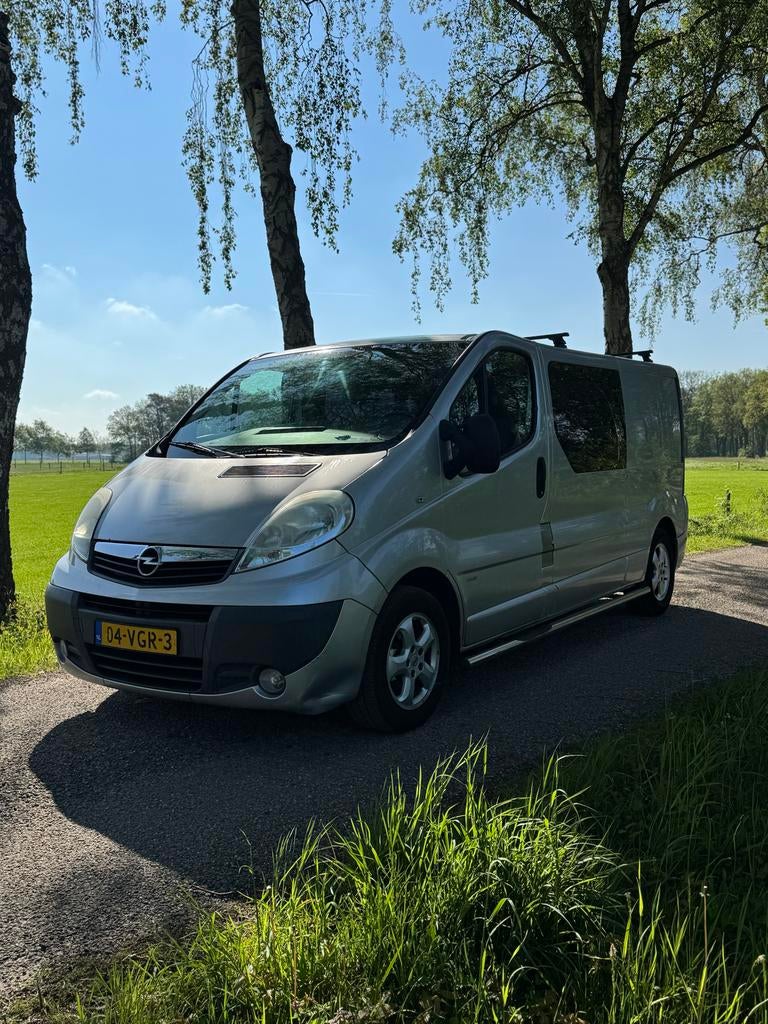 Opel Vivaro dubbel cabine automaat, Auto's, 145 pk, Stof, 4 cilinders, 2500 kg