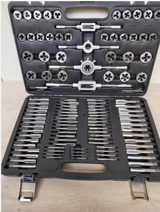F-tools draadtap en snij-set M2 , 110 delig Metrisch.Nieuw!!, Auto diversen, Autogereedschap, Ophalen, Nieuw