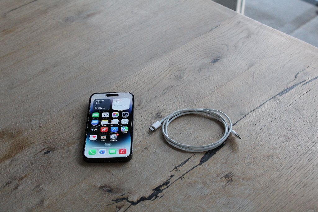Apple iPhone 14 Pro - 128GB - Space Black + Garantie, Apple, Zwart, Refurbished, Ophalen of Verzenden