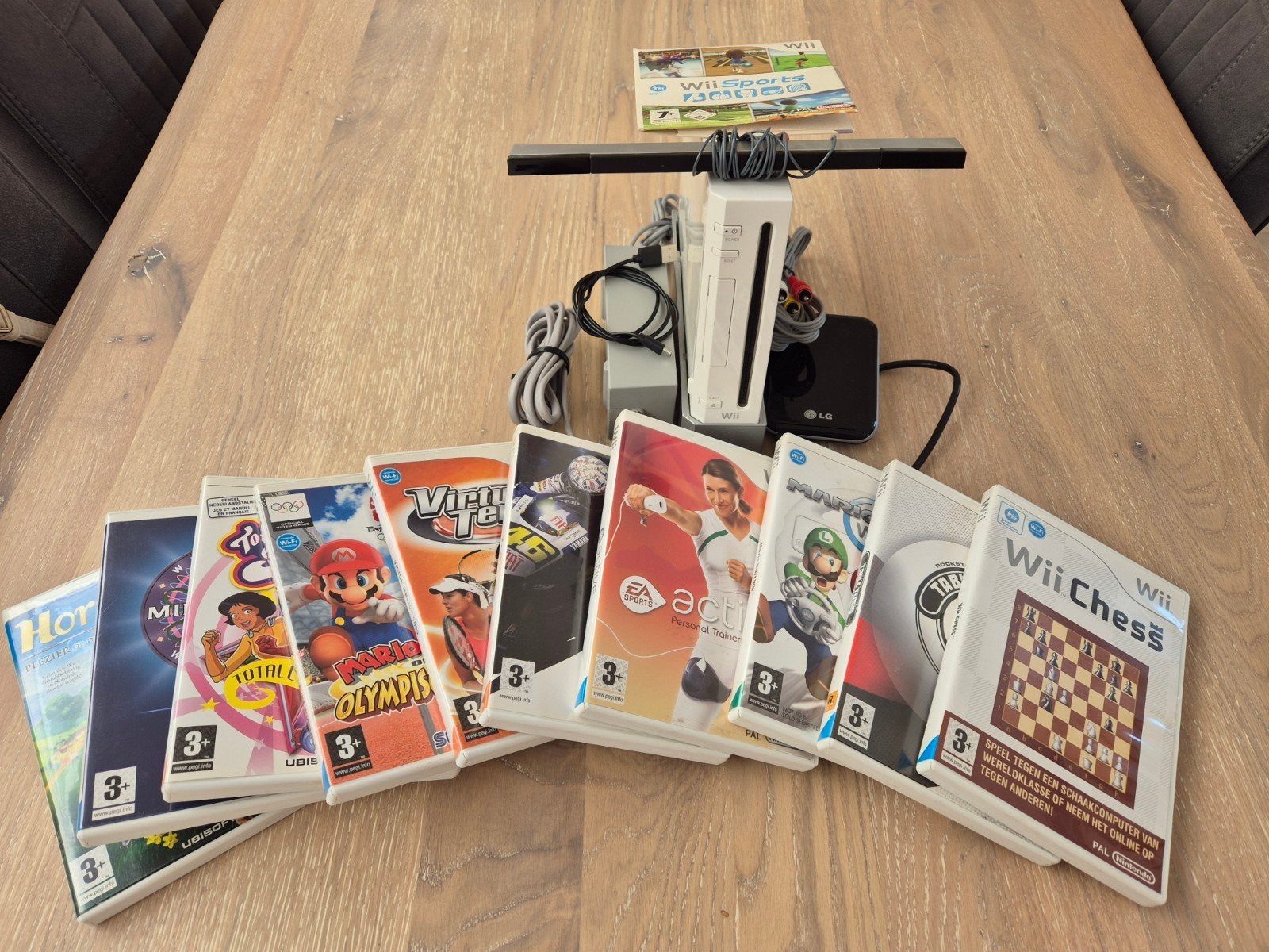 Wii console met 10 spellen en externe harde schijf, Ophalen of Verzenden, Gebruikt, Met 1 controller, Met games