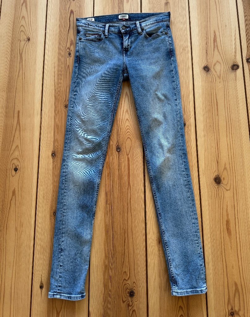 Tommy Hilfiger Skinny Jeans - Blauw Denim - W26 L32 Small, Blauw, Ophalen of Verzenden, Zo goed als nieuw, W27 (confectie 34) of kleiner