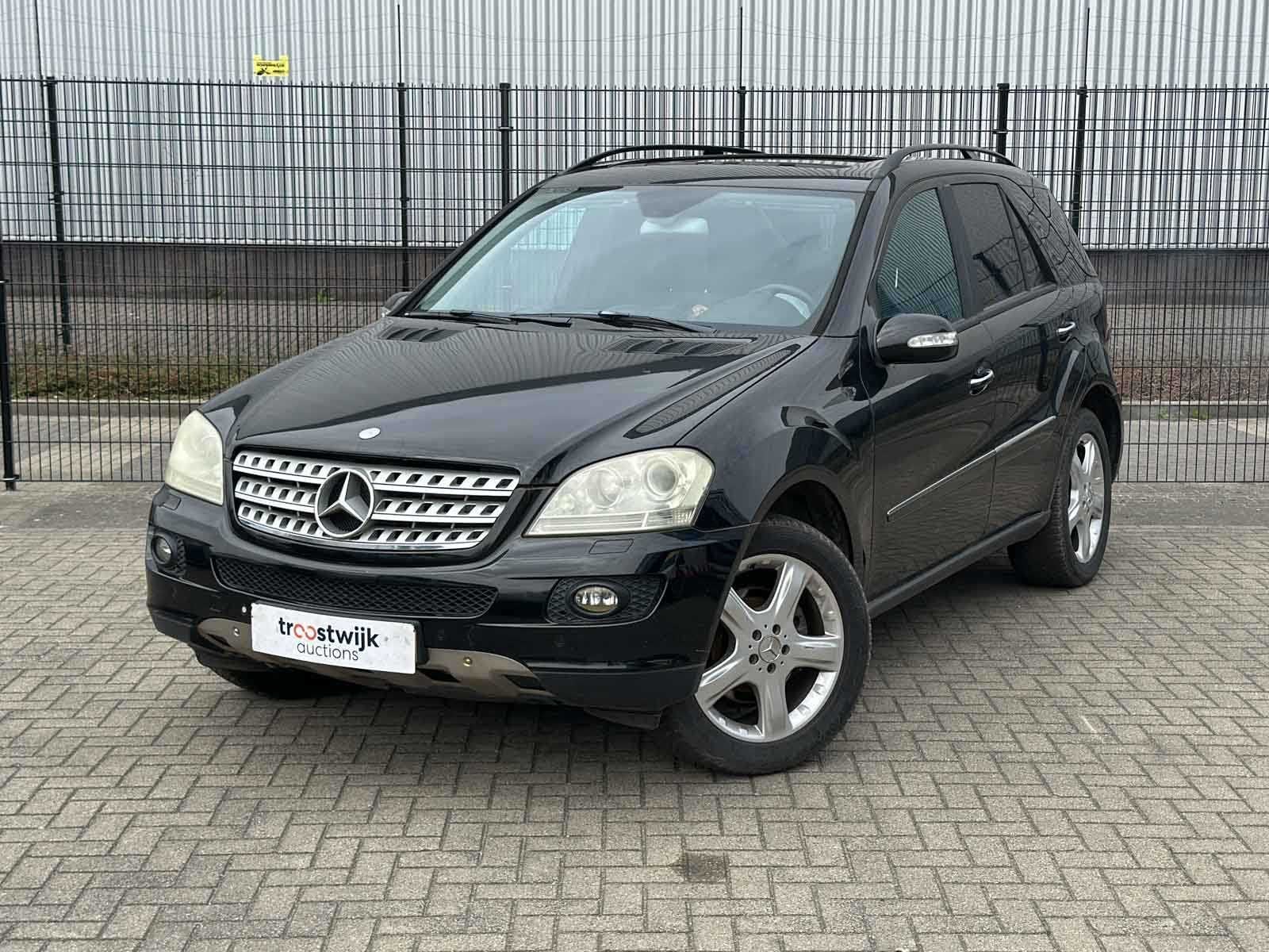 Mercedes-Benz M320 CDI M-klasse 221pk 2006, V-450-HD, Auto's, Mercedes-Benz, Automaat, Gebruikt, Overige carrosserieën, Bedrijf
