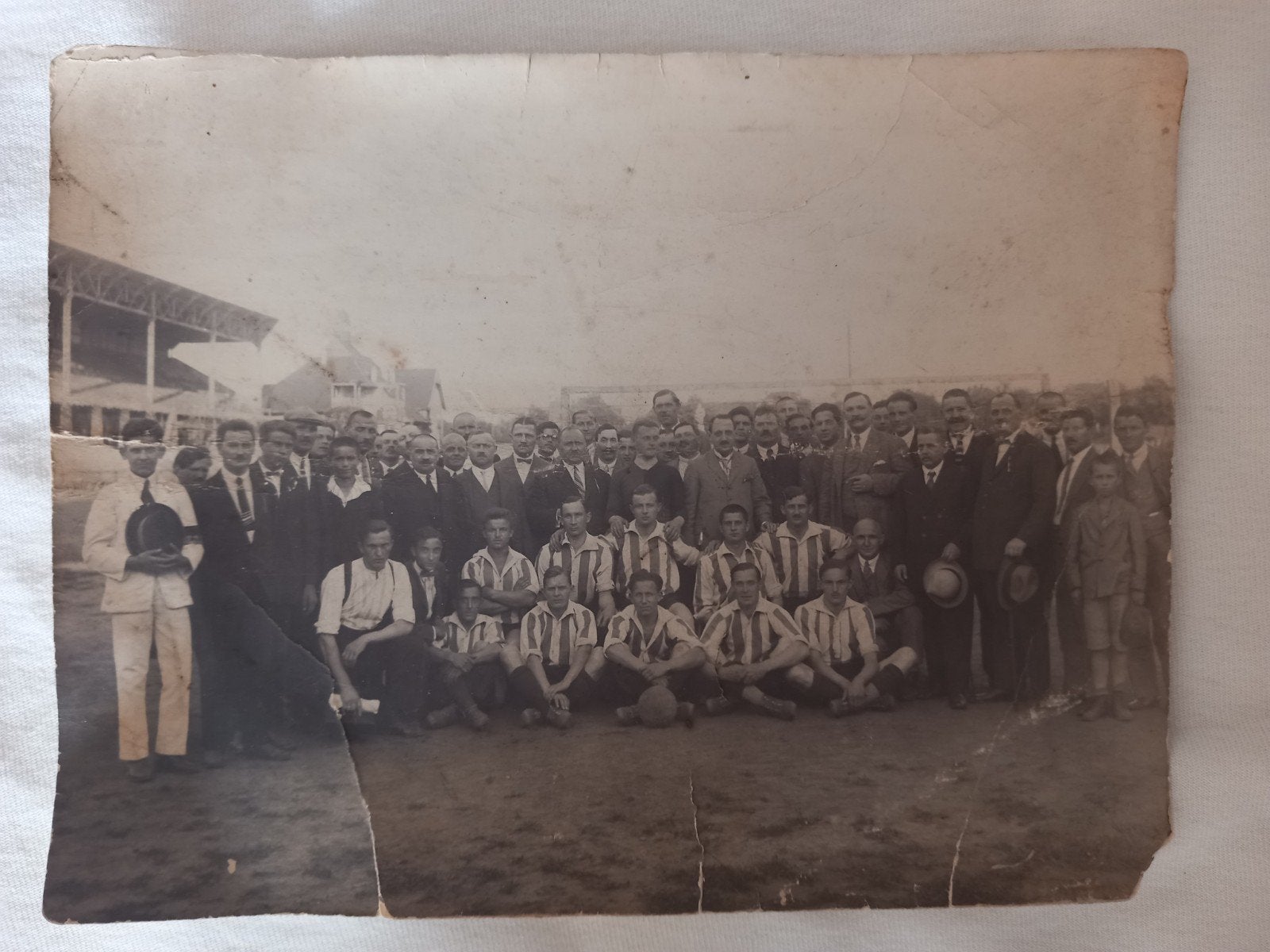 foto jaren 1930 Ferencvarosi Torna Club Budapest Hongarije, Ophalen of Verzenden, Gebruikt