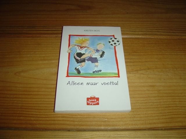 T e koop : uit de serie boektoppers alleen maar voetbal, Ophalen of Verzenden, Gelezen, Non-fictie