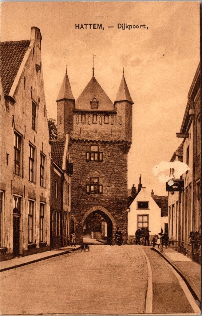 Hattem - 10 oude ansichtkaarten
