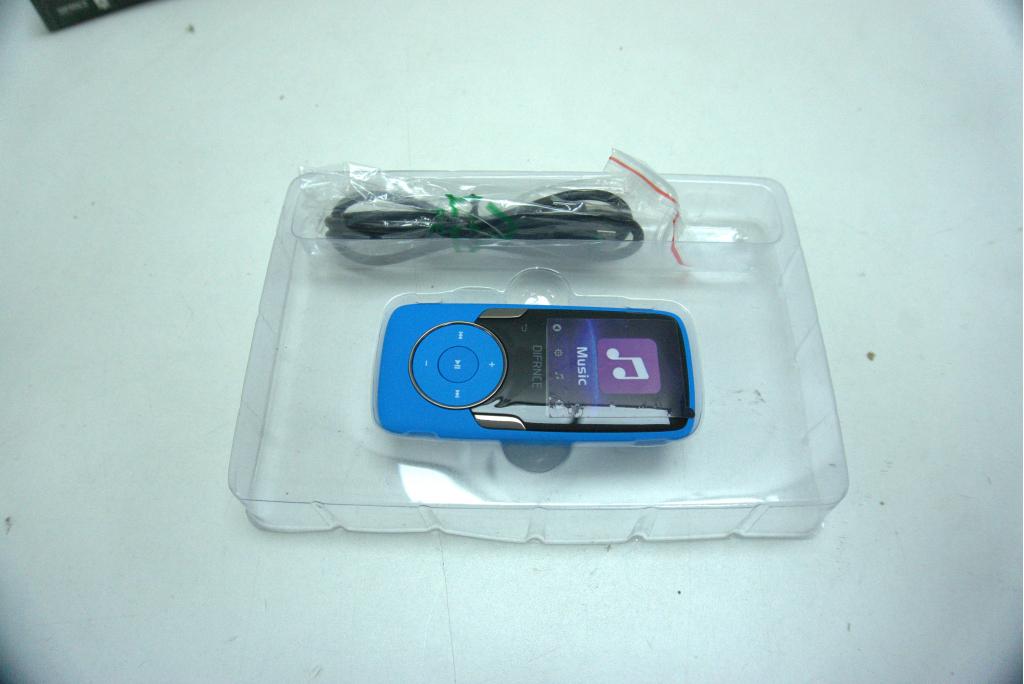 Difrnce MP1818 4GB Blauw Bluetooth MP4 Speler, Ophalen of Verzenden, Niet ingevuld, Niet ingevuld, Niet ingevuld