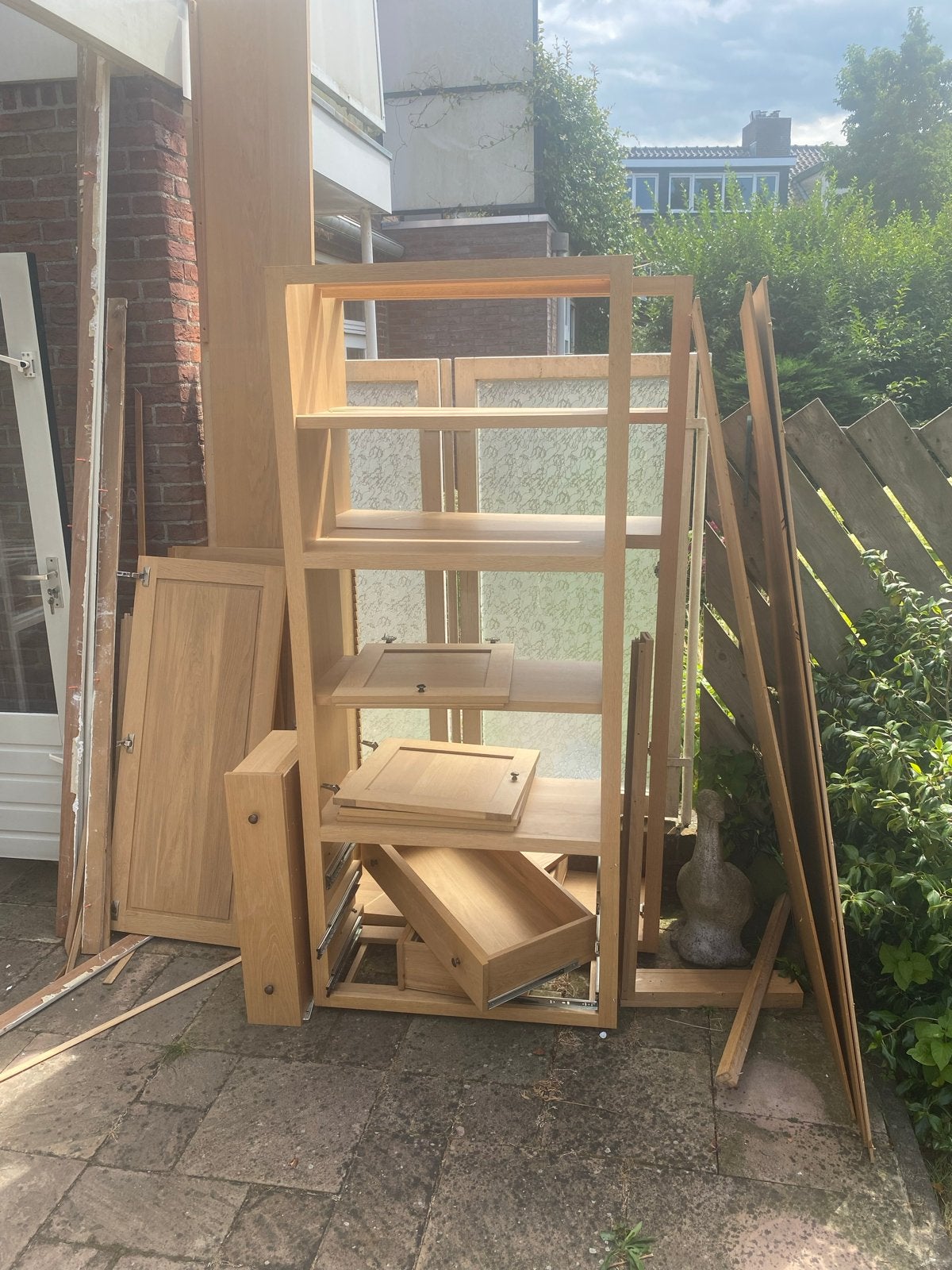 Massief eikenhout van gedemonteerde kast, Doe-het-zelf en Verbouw, Hout en Planken, Gebruikt, 25 tot 50 mm, Eiken, Ophalen of Verzenden