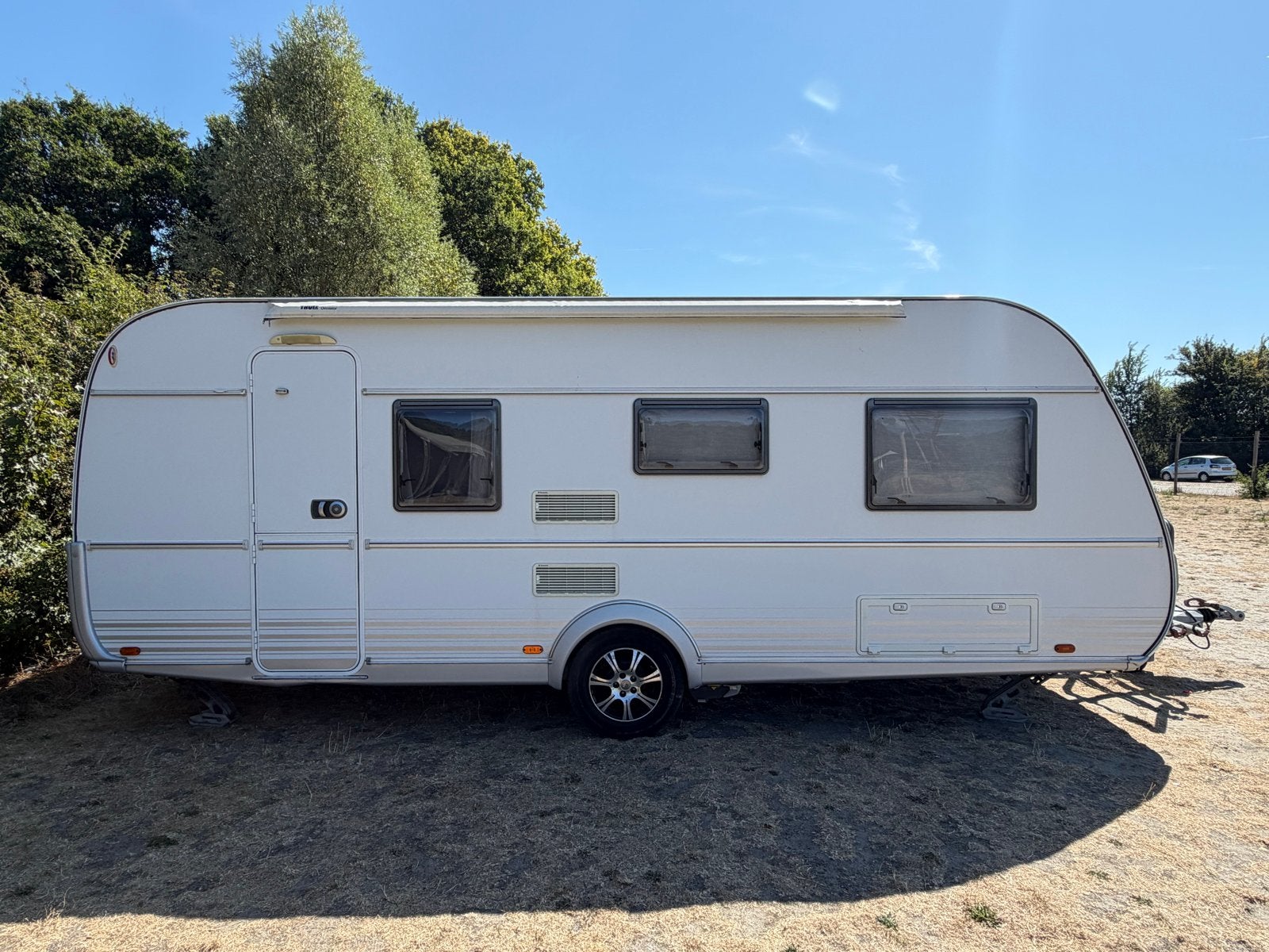 Tabbert Da Vinci DM 540 - Ruime gezinscaravan met stapelbed, Caravans en Kamperen, Kachel, Stapelbed, Rondzit, Tabbert