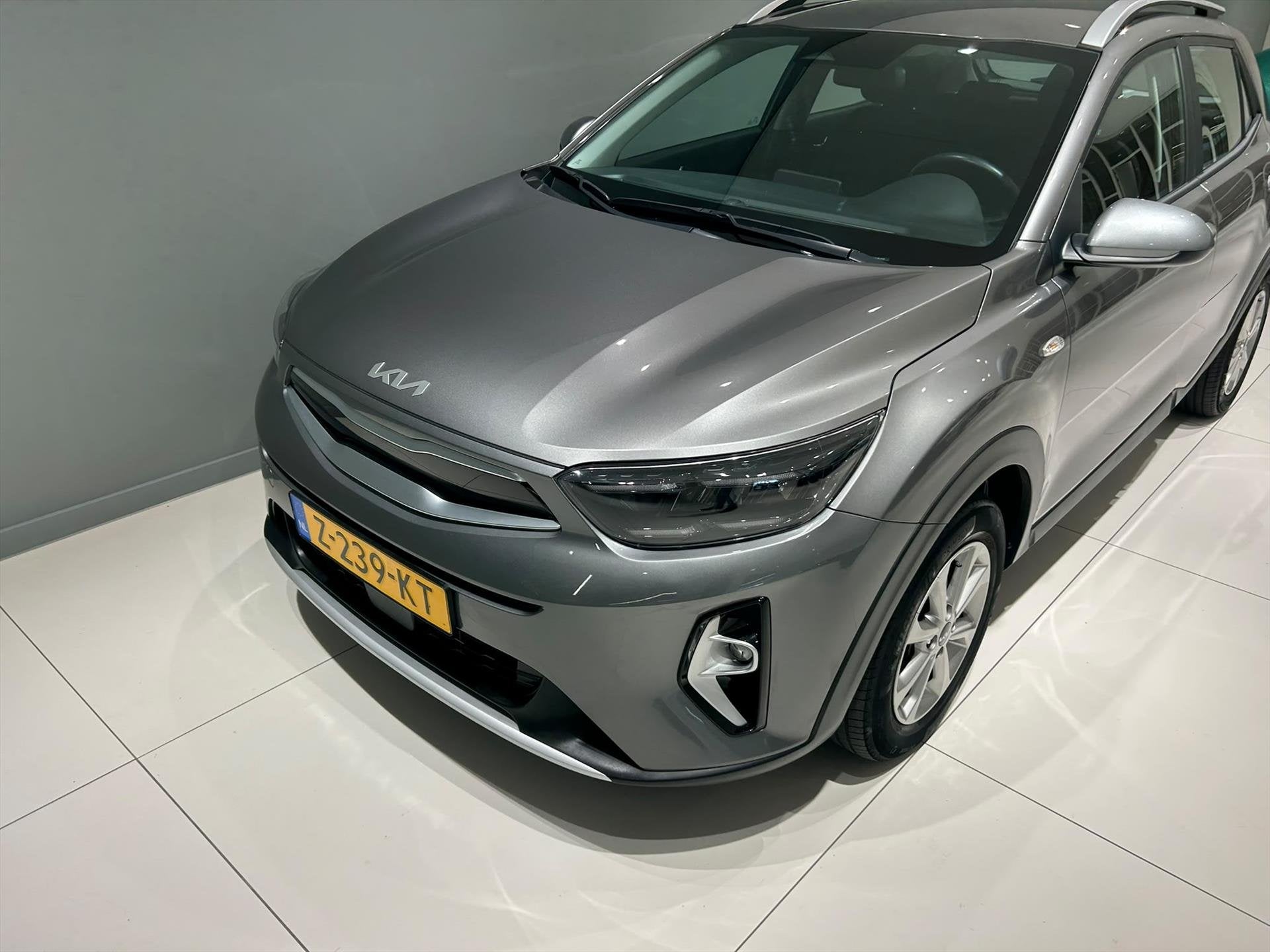 KIA Stonic 1.0 T-GDi MHEV 100pk DynamicLine Navi/ Clima/ Cru, Auto's, Dealer onderhouden, Gebruikt, 49 €/maand, Bedrijf