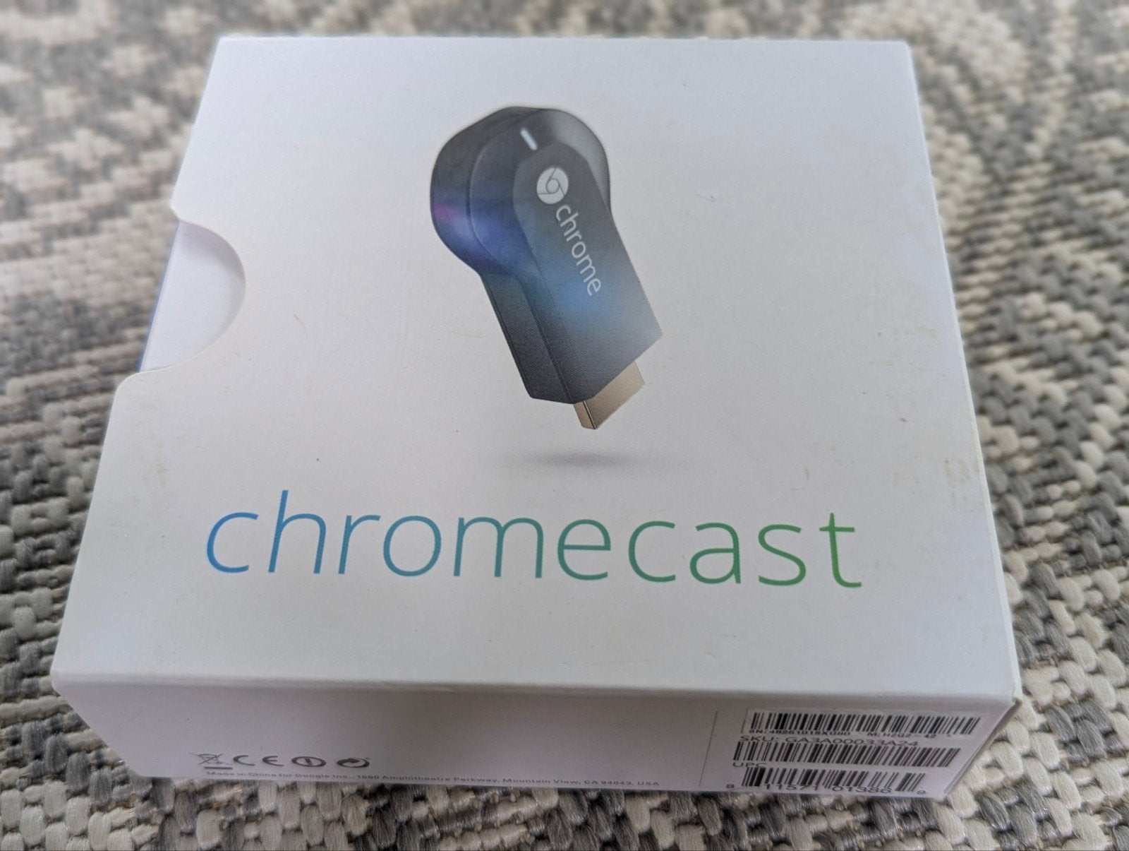 Google Chromecast (1e generatie) - Stream media naar je tv, Ophalen of Verzenden, Zo goed als nieuw, HDMI, Zonder harde schijf