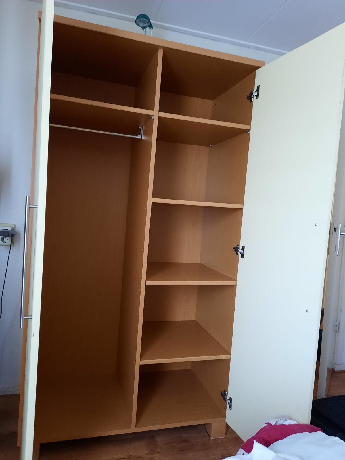Kledingkast met hangruimte en planken, Ophalen, Met deur(en), Gebruikt, 50 tot 100 cm