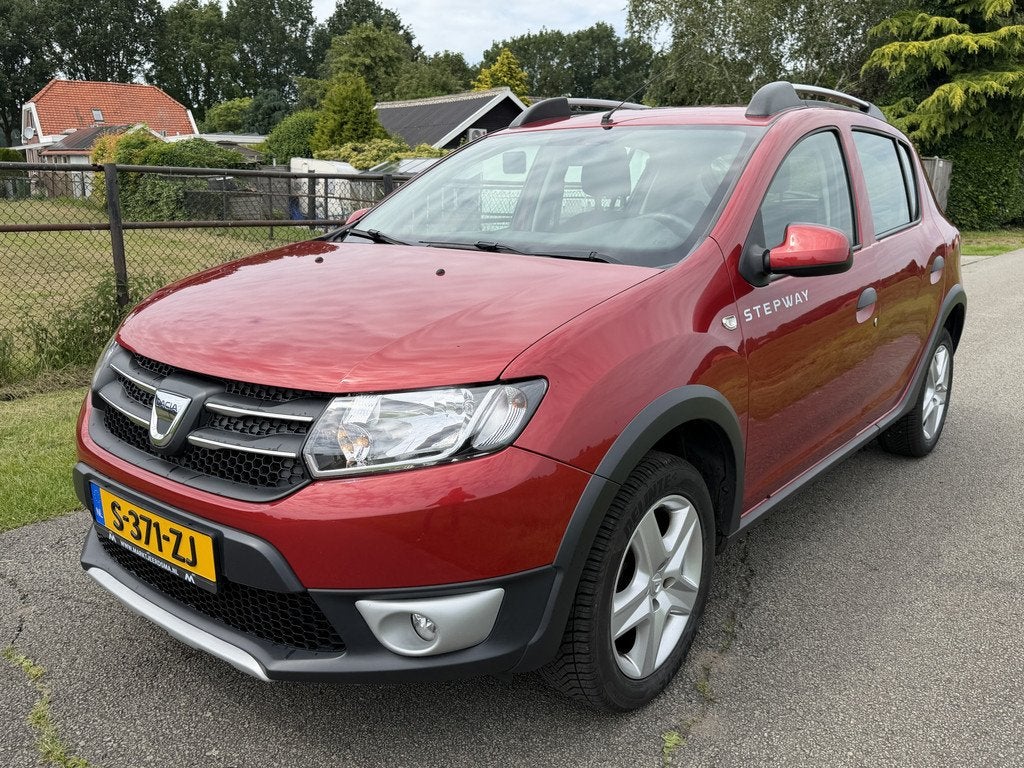 Dacia SANDERO Stepway 0.9 TCe Blackline Airco/Cruise/Navigat, Auto's, Dacia, Bedrijf, Te koop, Sandero Stepway, ABS, Airbags, Airconditioning