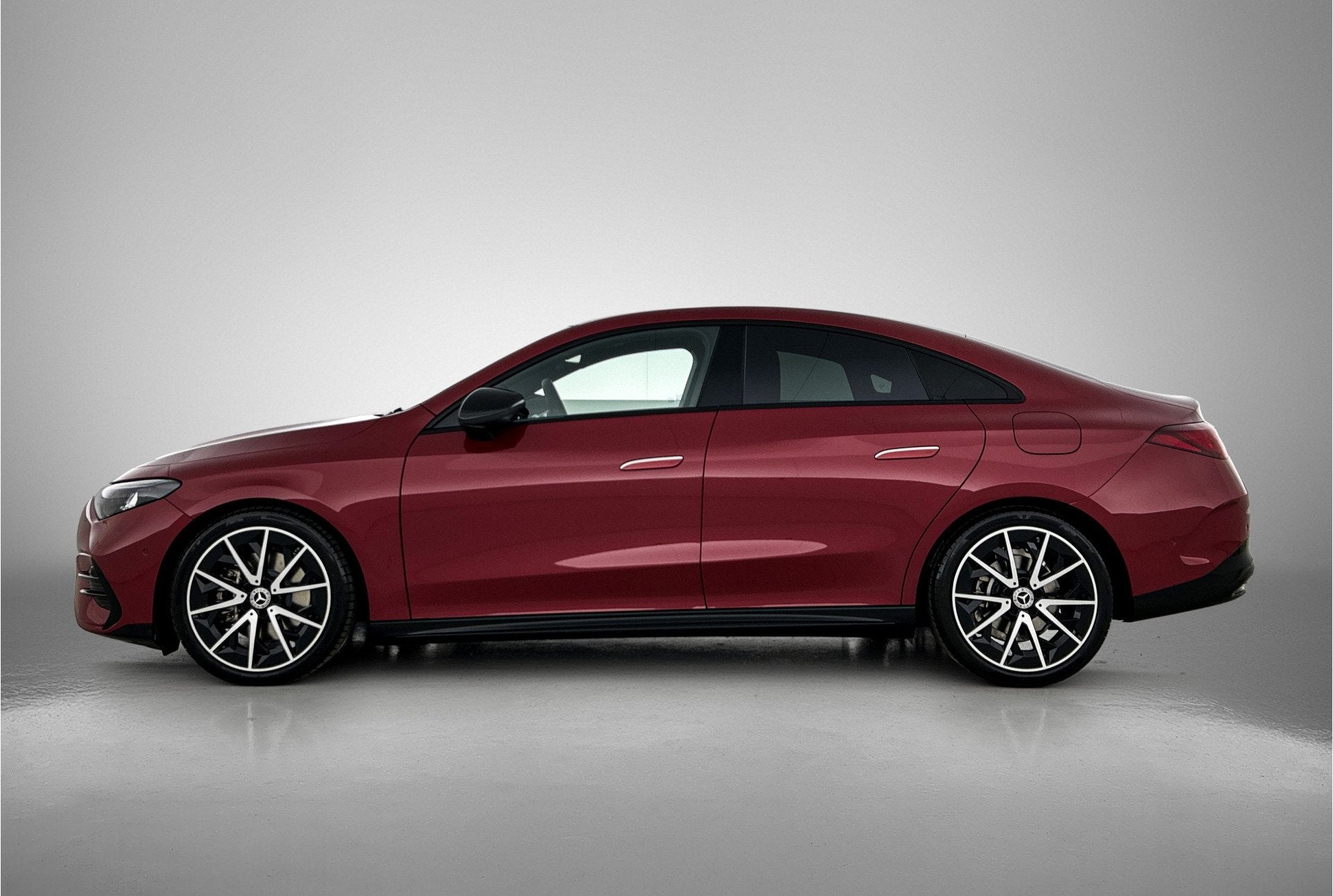 Mercedes-Benz CLA-Klasse 200 Business Solution AMG | Premium, Auto's, CLA, Zwart, 4 cilinders, 1586 kg