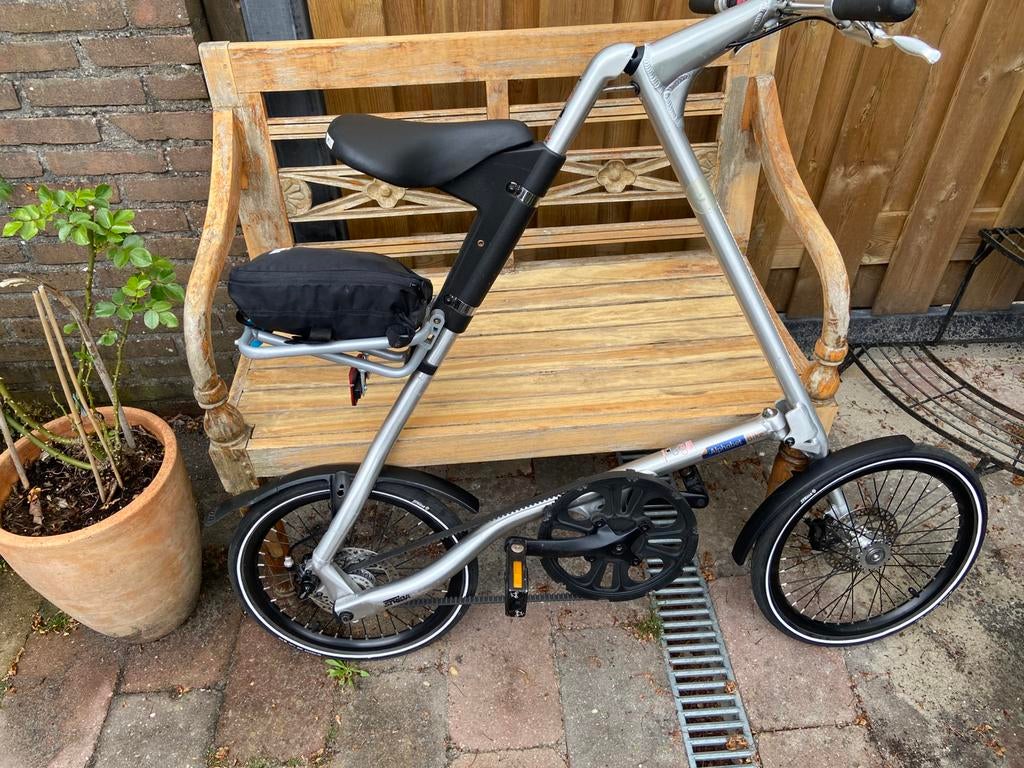 Strida vouwfiets 18” wielen + draagtas, Fietsen en Brommers, Ophalen, Zo goed als nieuw, Gewone step