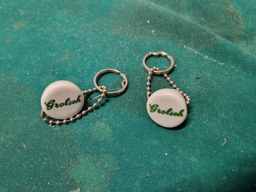 grolsch sleutelhangers 2x, Verzamelen, Ophalen of Verzenden, 'T Olde Gre-j, Info@toldegrej.nl, Endepoelstraat 20f Didam