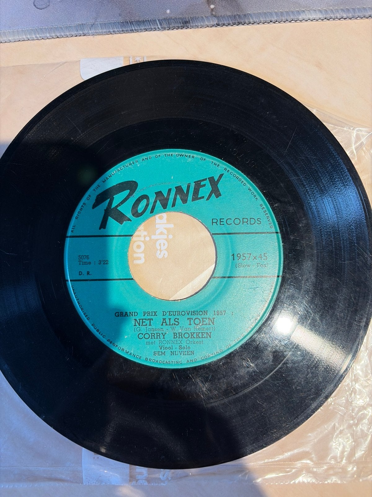 Corry Brokken - Net Als Toen / Wees Maar Niet Boos (1957), Gebruikt, Originele persing, 7 inch, Ophalen of Verzenden