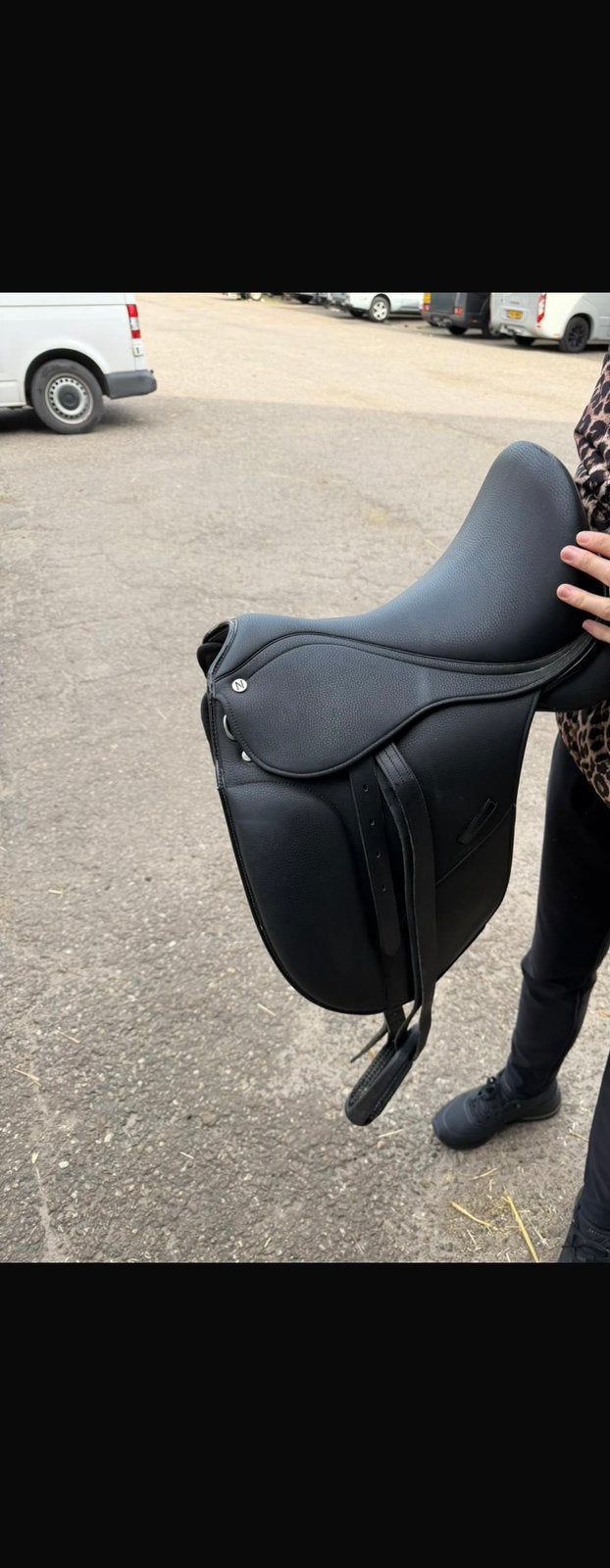 Norton pro dressuur zadel 15 inch, Ophalen, Zo goed als nieuw, Dressuur