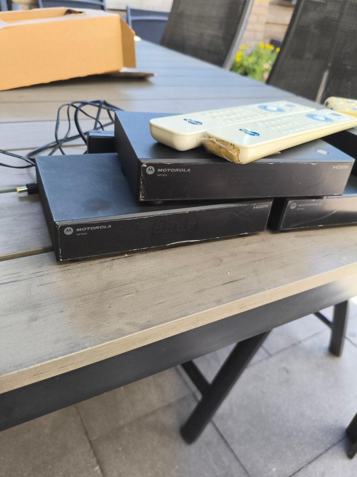 Motorola Decoders met afstandsbedieningen, Audio, Tv en Foto, Decoders en Harddiskrecorders, Ophalen of Verzenden, Gebruikt, Decoder