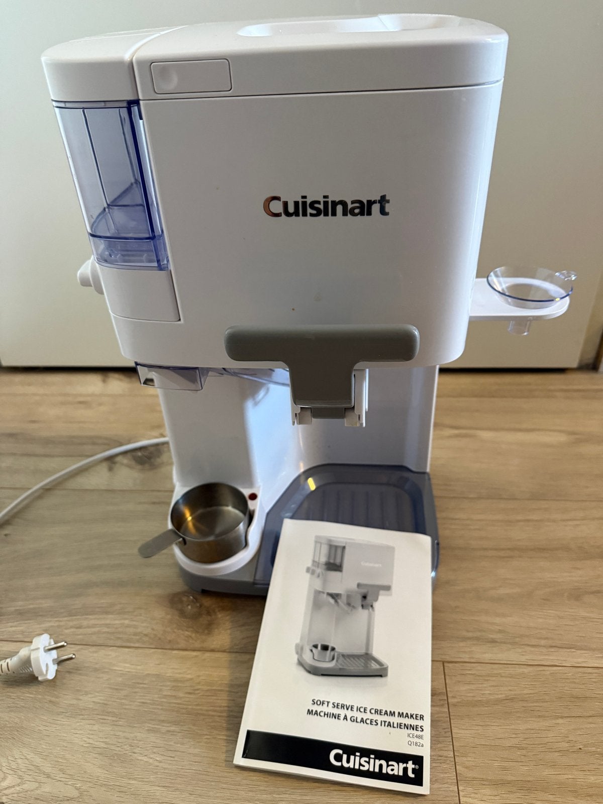 Cuisinart IJsmachine - Retourdeal, Compleet & Goede Staat, Cuisinart, Cuisinart, Ophalen of Verzenden, Zo goed als nieuw