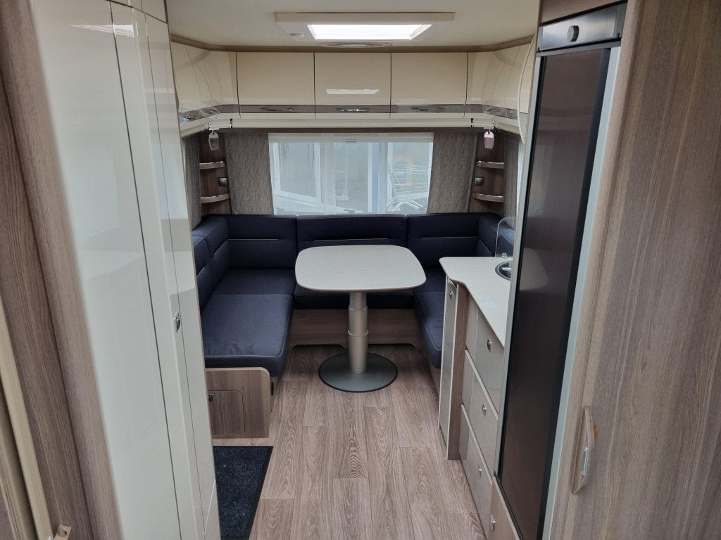 Fendt Tendenza 465 SFB - Voortent -, Caravans en Kamperen, Rondzit, Bedrijf, Overige typen, Fendt