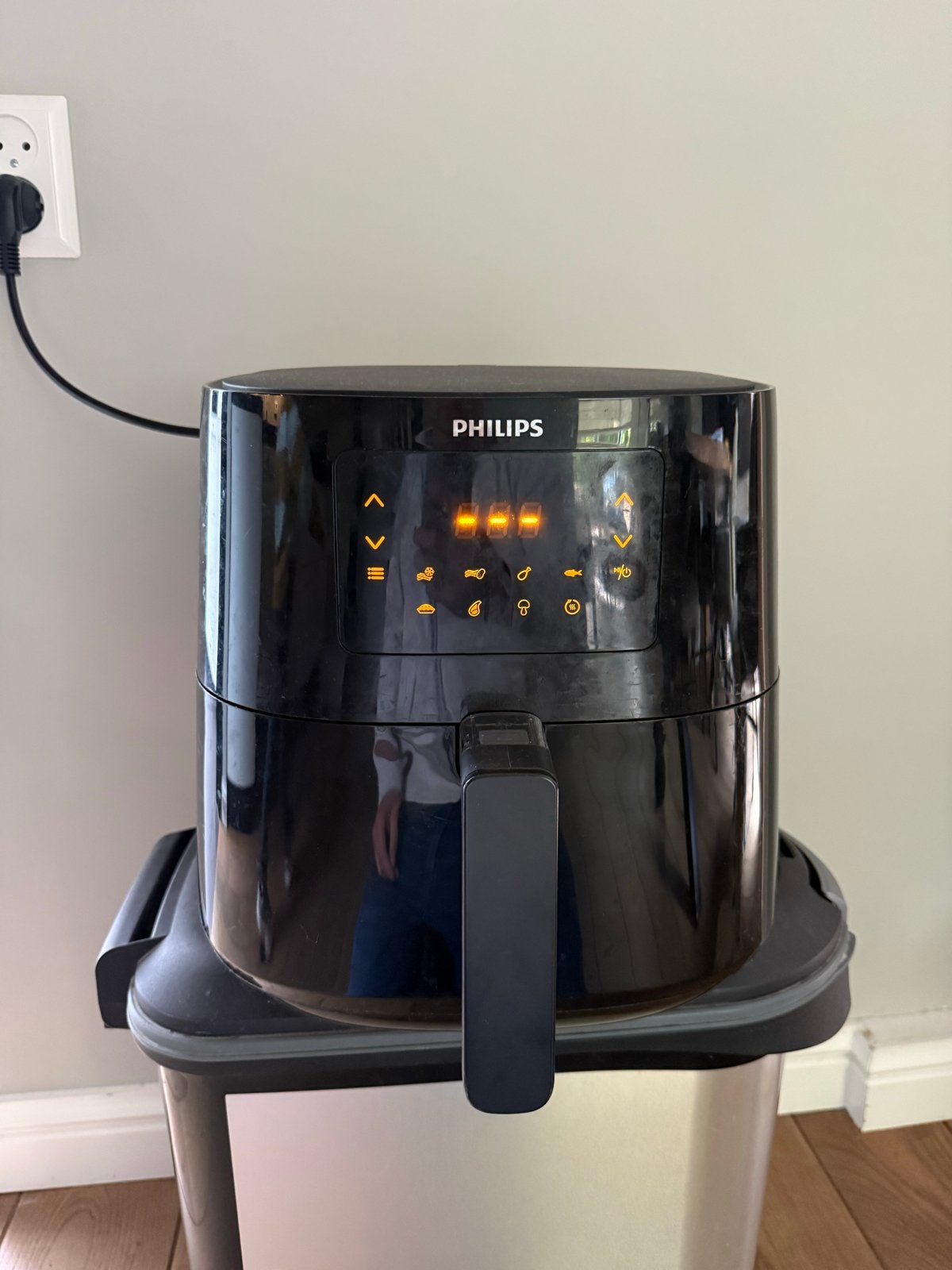 Philips HD9270 Airfryer - Gratis af te halen (defect), Witgoed en Apparatuur, Ophalen, Niet werkend, Airfryer XL, 1000 t/m 1499 gram