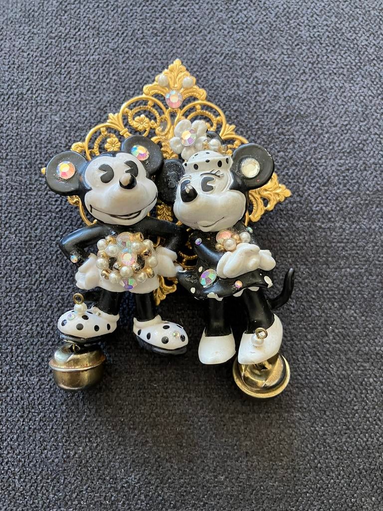 Broche Disney figuren, Ophalen of Verzenden, Gebruikt, Minder dan 4 cm, Overige materialen