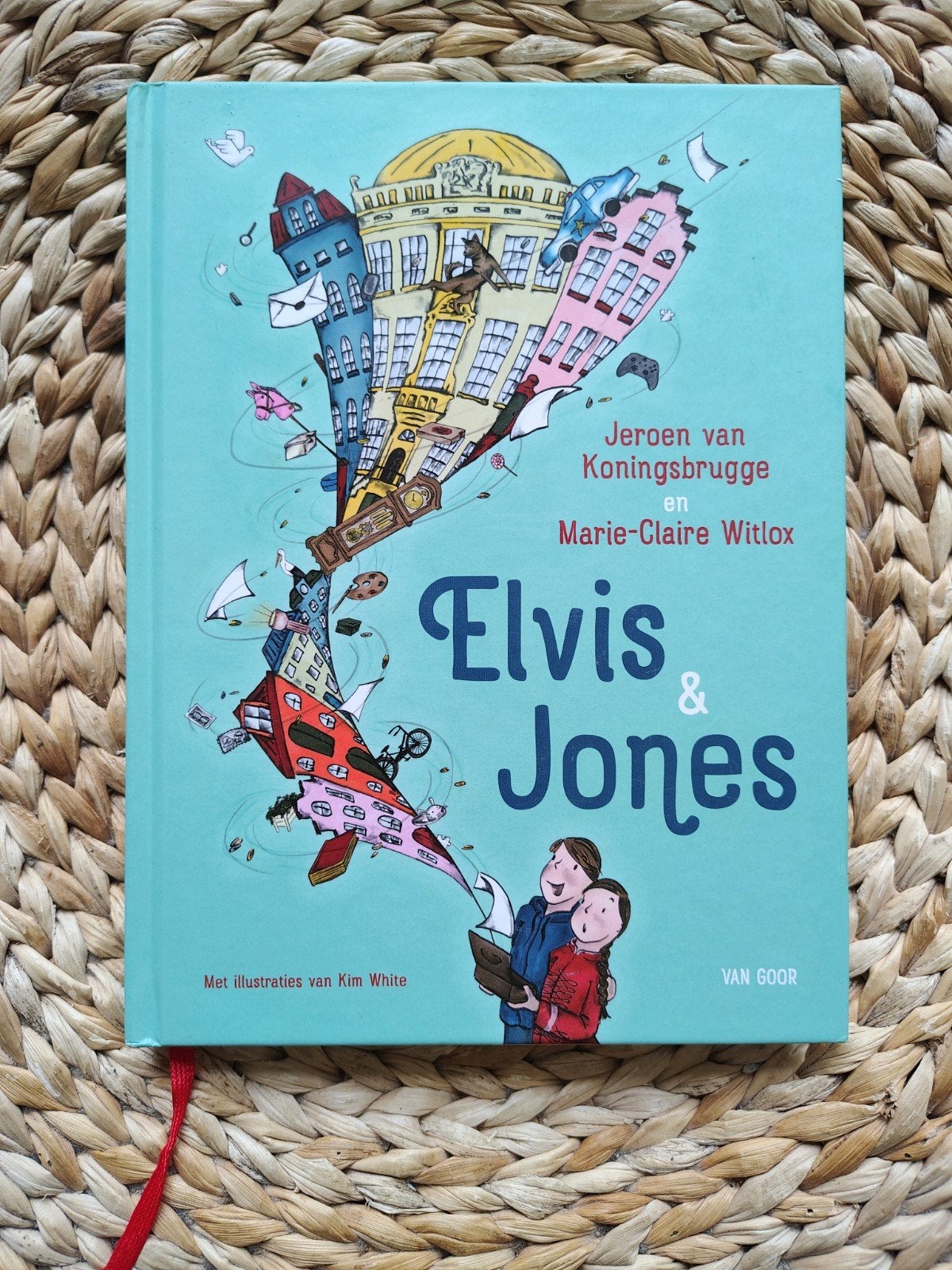 Jeroen van Koningsbrugge - Elvis & Jones, Ophalen of Verzenden, Zo goed als nieuw