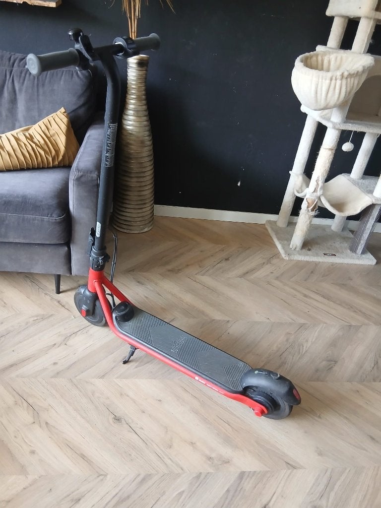 Elektrische step Segway Ninebot Zing C15E en merk VEEL., Ophalen, Elektrische step (E-scooter)