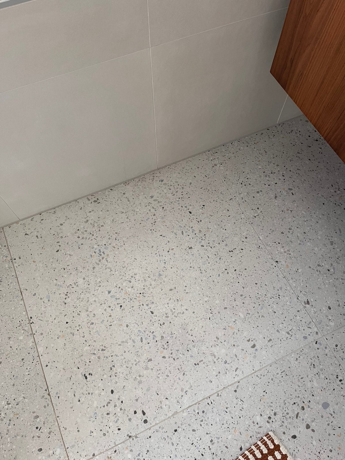 6 stuks licht grijze terazzo tegels 90x90 Colorker, Ophalen, 60 cm of meer, Nieuw, 5 tot 10 m²