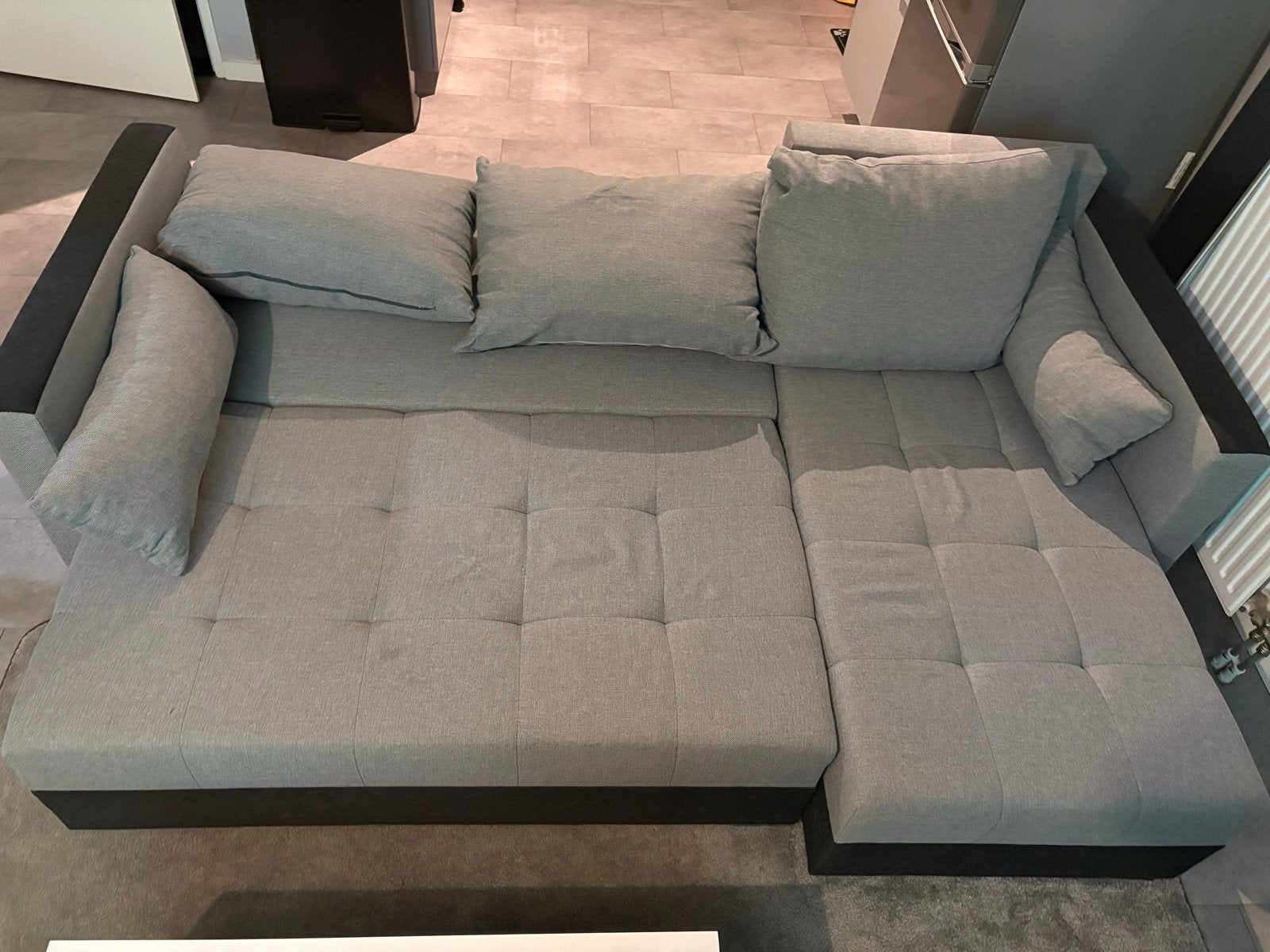 Moderne Hoekbank met Opbergruimte en Slaapfunctie, Ophalen, 100 tot 125 cm, Hoekbank, Zo goed als nieuw