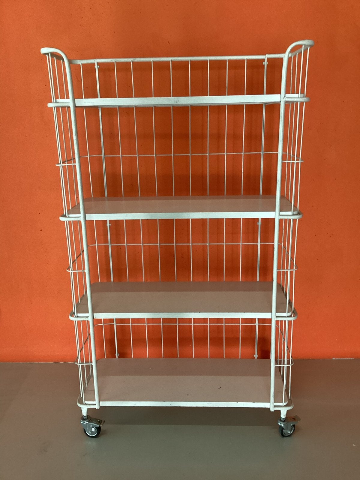 Bakkerkast op wielen | Wit, Huis en Inrichting, Kasten | Stellingkasten, Ophalen, Gebruikt