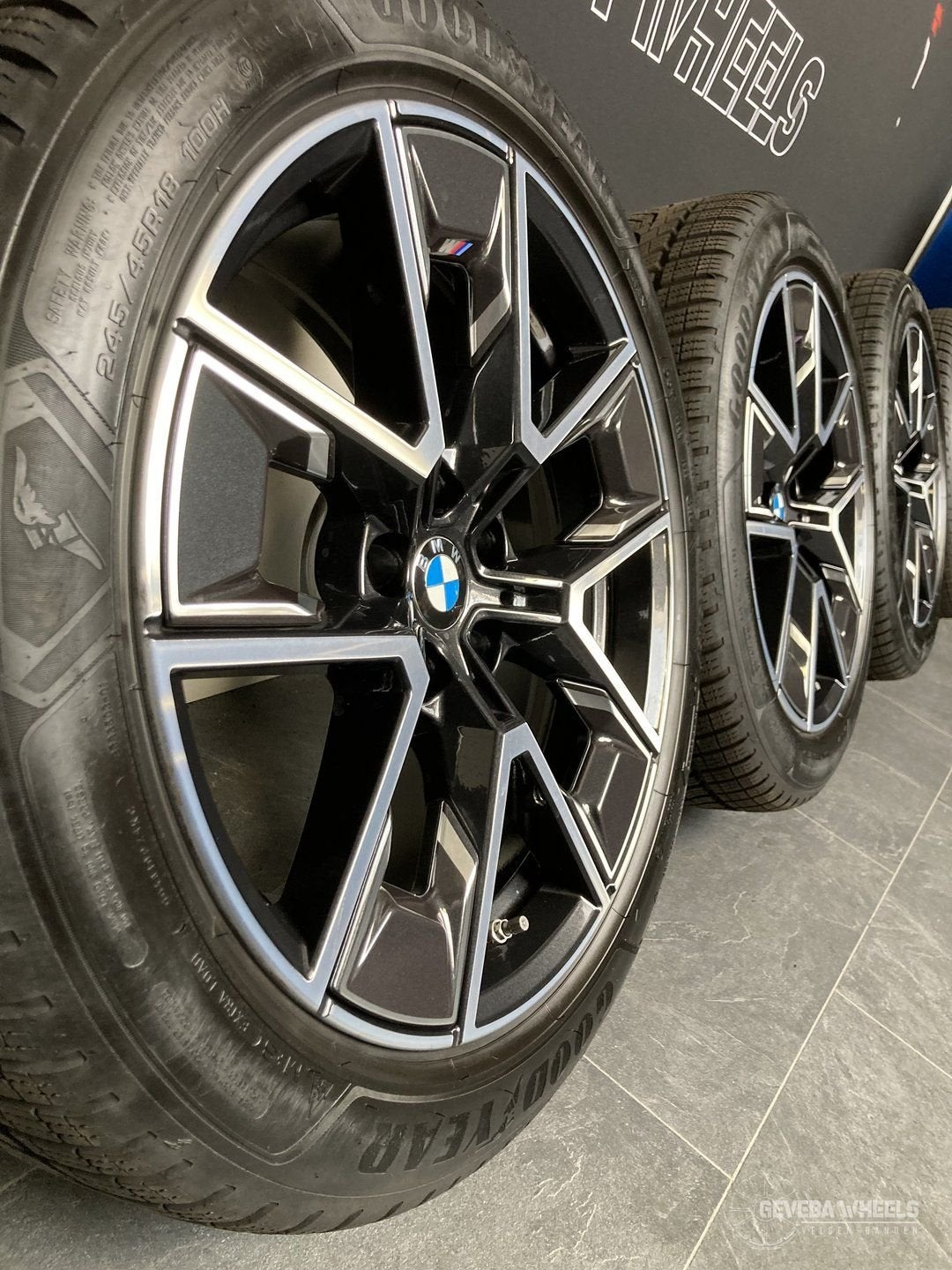 18” originele BMW i4 G26 velgen + winterbanden 858M 5x112  8, Auto-onderdelen, Banden en Velgen, 18 inch, -, -, Banden en Velgen