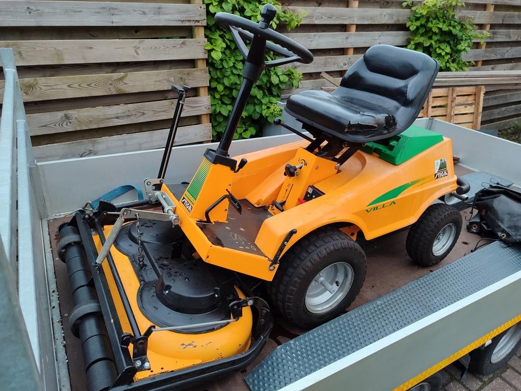 Stiga Villa 85cm zitmaaier - nieuw maaidek!, Ophalen, 50 cm of meer